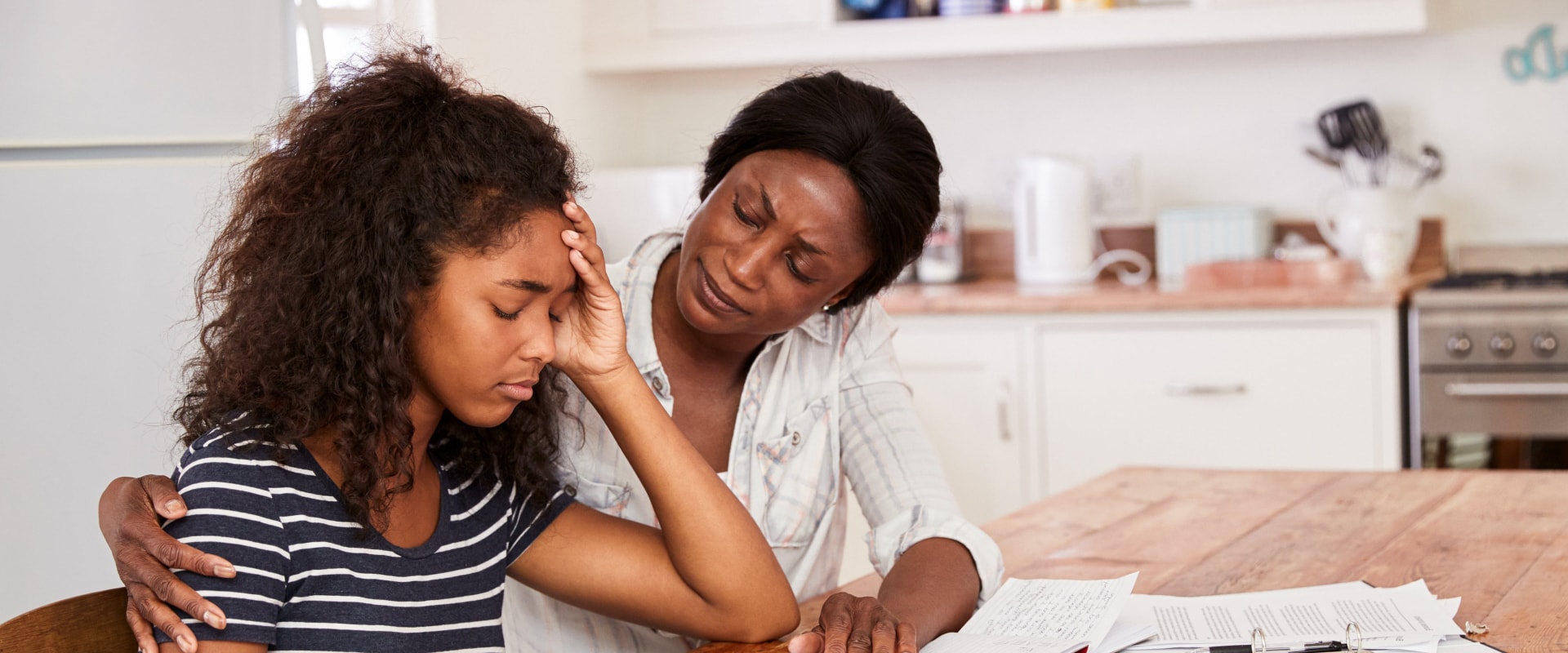 Encouraging Stress Management Techniques: A Guide for Parents and Students